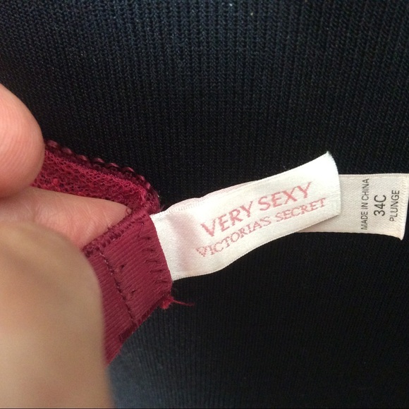 Vintage Victoria’s Secret Lace Plunge Bra 34C - Picture 8 of 13